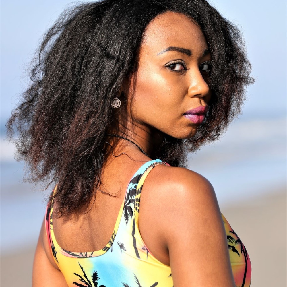 Meet your Posher, Janelle